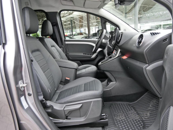 Mercedes-Benz T 180 PROGRESSIVE Lang Keyless Navi Kamera Klima
