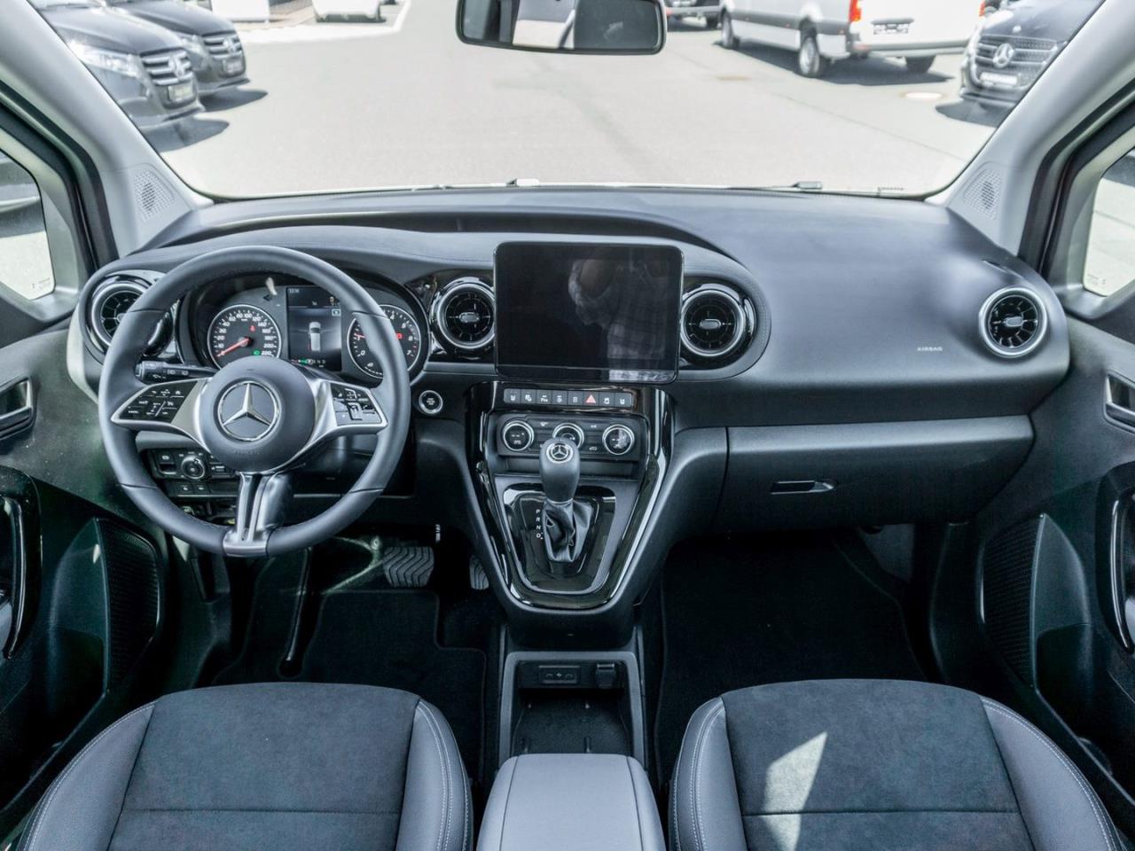 Mercedes-Benz T 180 PROGRESSIVE Lang Progressive Kamera Keyless