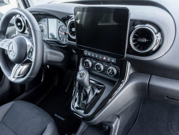 Mercedes-Benz T 180 PROGRESSIVE Lang Progressive Kamera Keyless