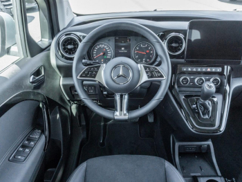 Mercedes-Benz T 180 PROGRESSIVE Lang Progressive Kamera Keyless