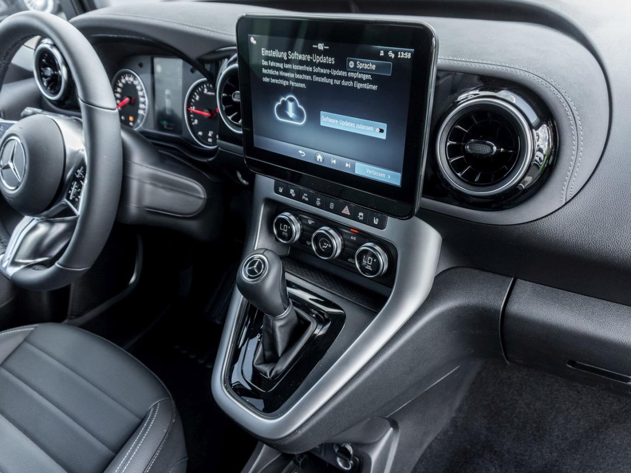 Mercedes-Benz T 180 Progressive lang Kamera Navi ParkA