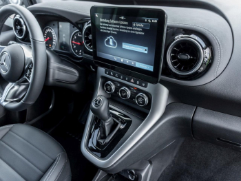 Mercedes-Benz T 180 Progressive lang Kamera Navi ParkA