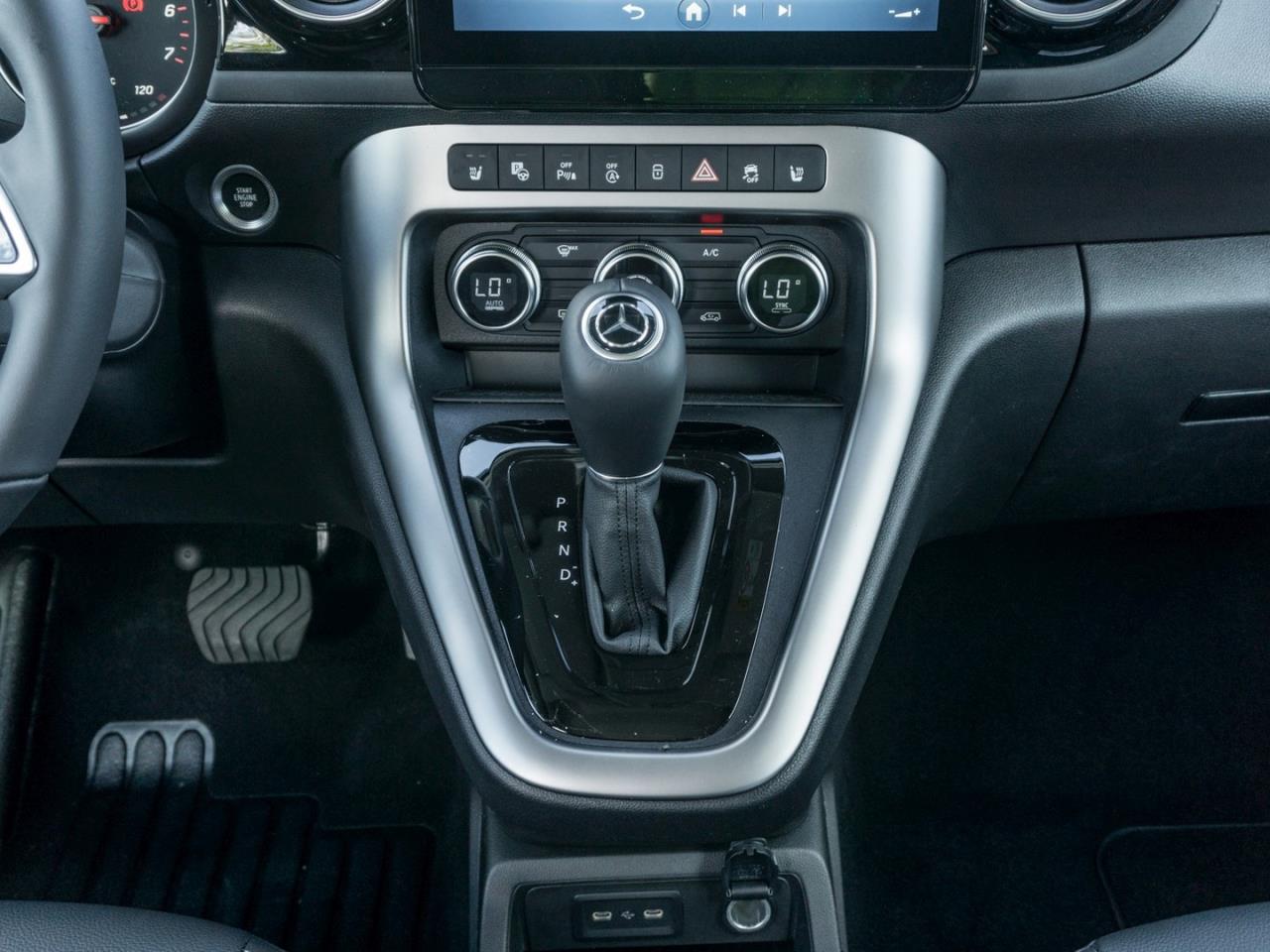 Mercedes-Benz T 180 Progressive lang Kamera Navi ParkA