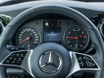 Mercedes-Benz T 180 Progressive lang Kamera Navi ParkA