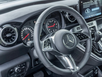 Mercedes-Benz T 180 Progressive lang Kamera Navi ParkA
