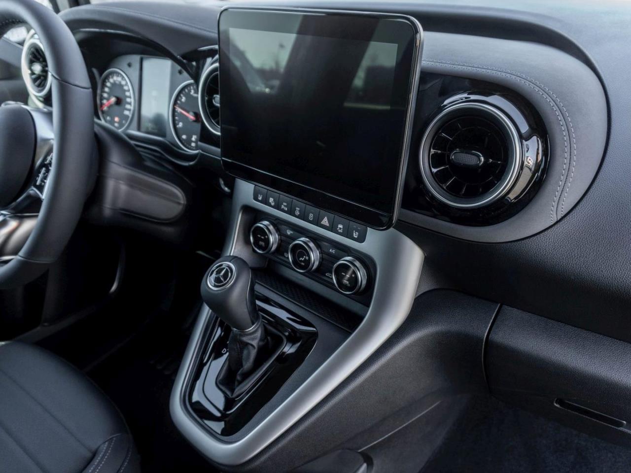 Mercedes-Benz T 180 PROGRESSIVE Lang Navi Kamera Keyless AHK