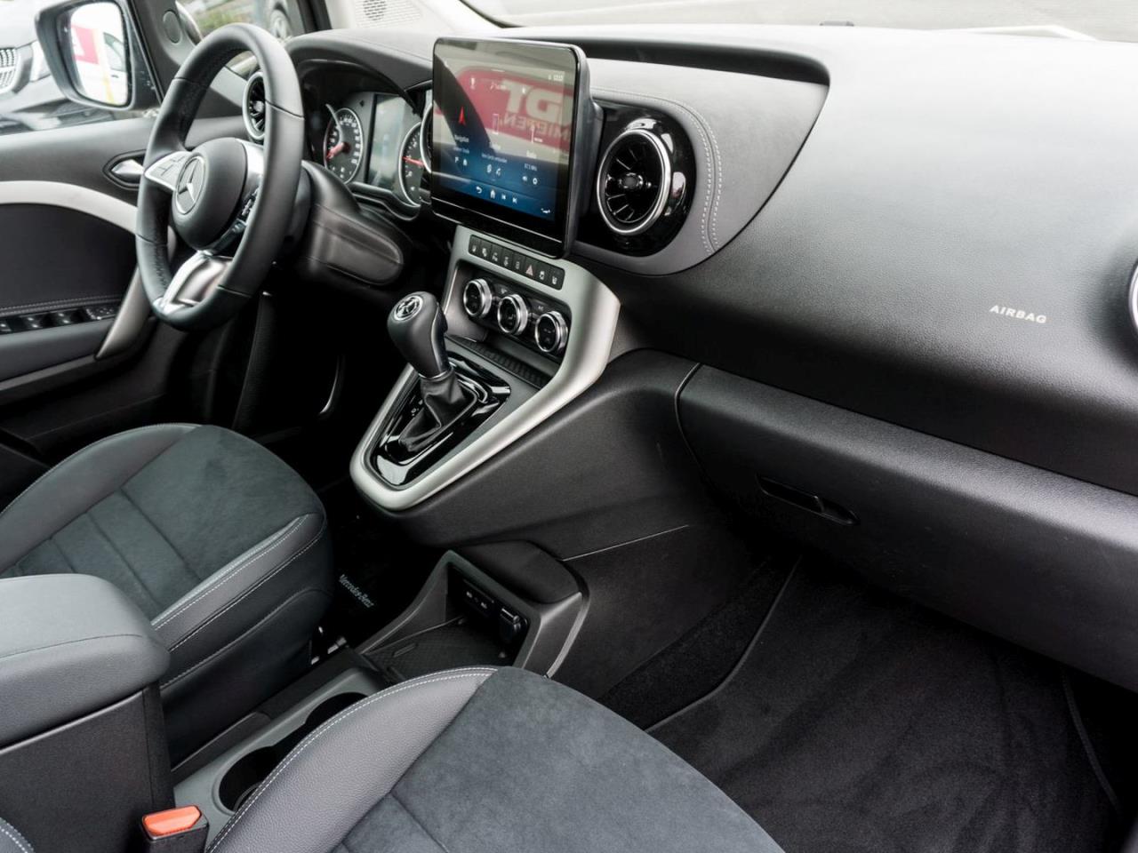 Mercedes-Benz T 180 PROGRESSIVE Lang MBUXNavi+Kamera AHK