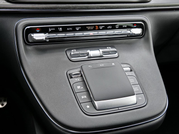 Mercedes-Benz V 220 d AVANTGARDE Lang Navi Distronic Burmester