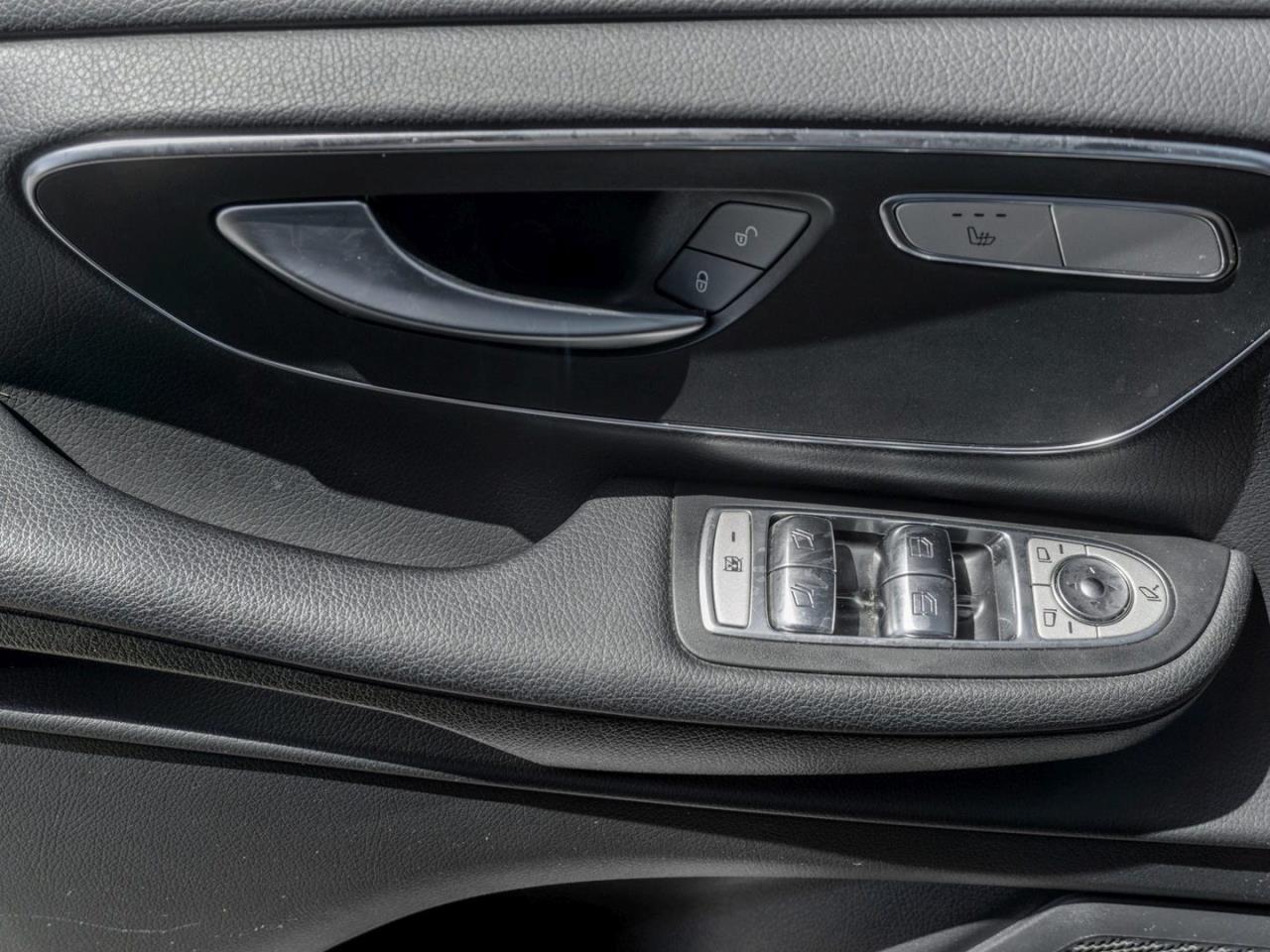 Mercedes-Benz V 220 d EDITION Lang Night Standhzg Distronic