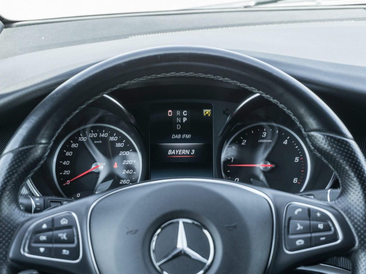 Mercedes-Benz V 220 d EDITION Lang Night Standhzg Distronic