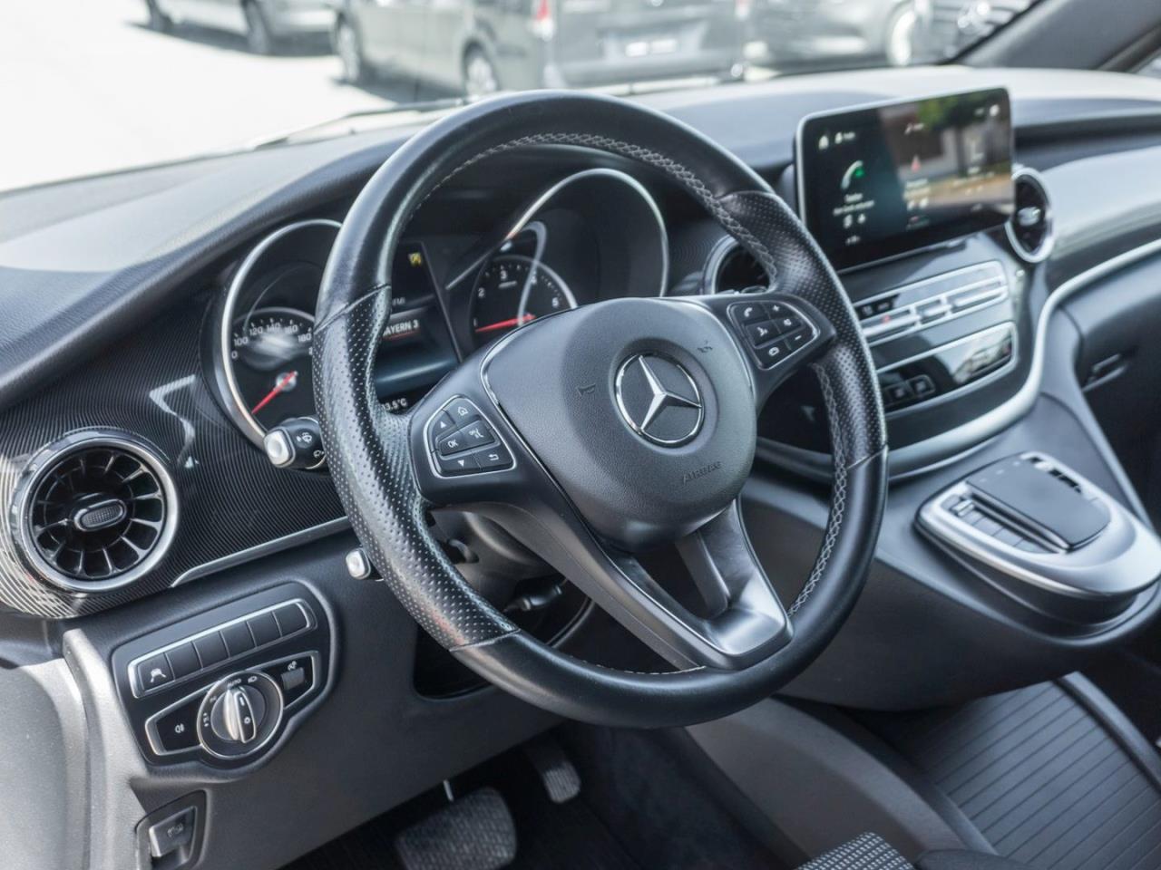 Mercedes-Benz V 220 d EDITION Lang Night Standhzg Distronic
