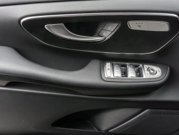 Mercedes-Benz V 220 d EDITION Lang Night Navi Kamera Totwinkel