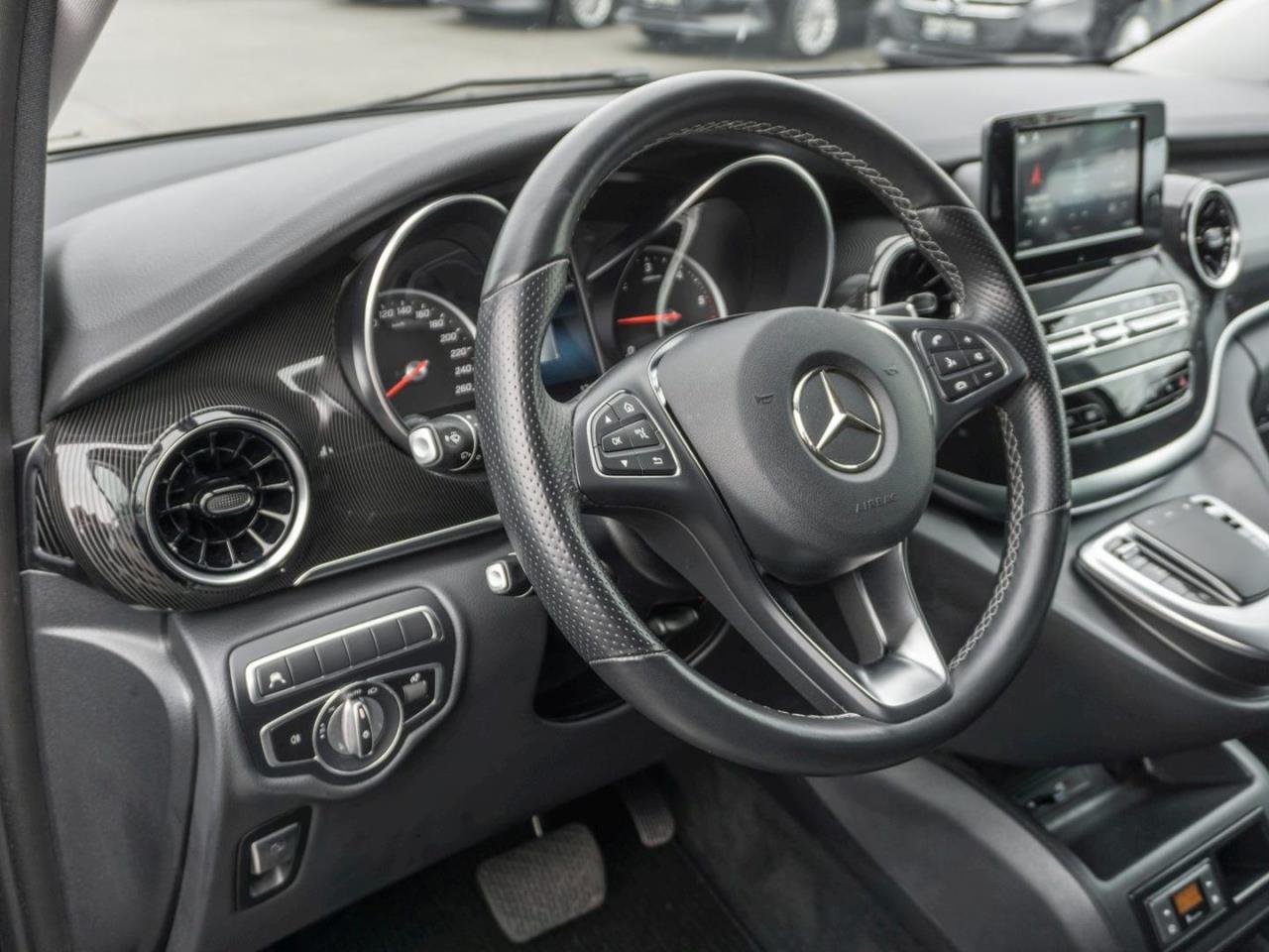 Mercedes-Benz V 220 d EDITION Lang Night Navi Kamera Totwinkel