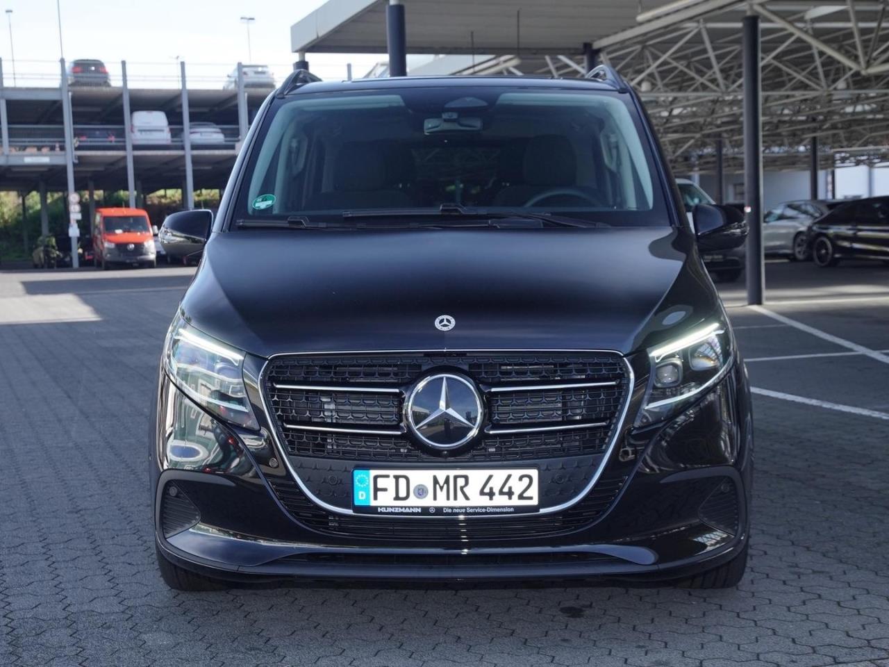 Mercedes-Benz V 220 d Style lang MBUXNavi Distronic Kamera