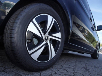 Mercedes-Benz V 220 d Style lang MBUXNavi Distronic Kamera