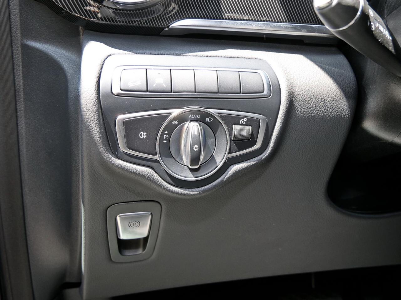 Mercedes-Benz V 250 d 4M Edition lang Night Navi+ Kamera AHK