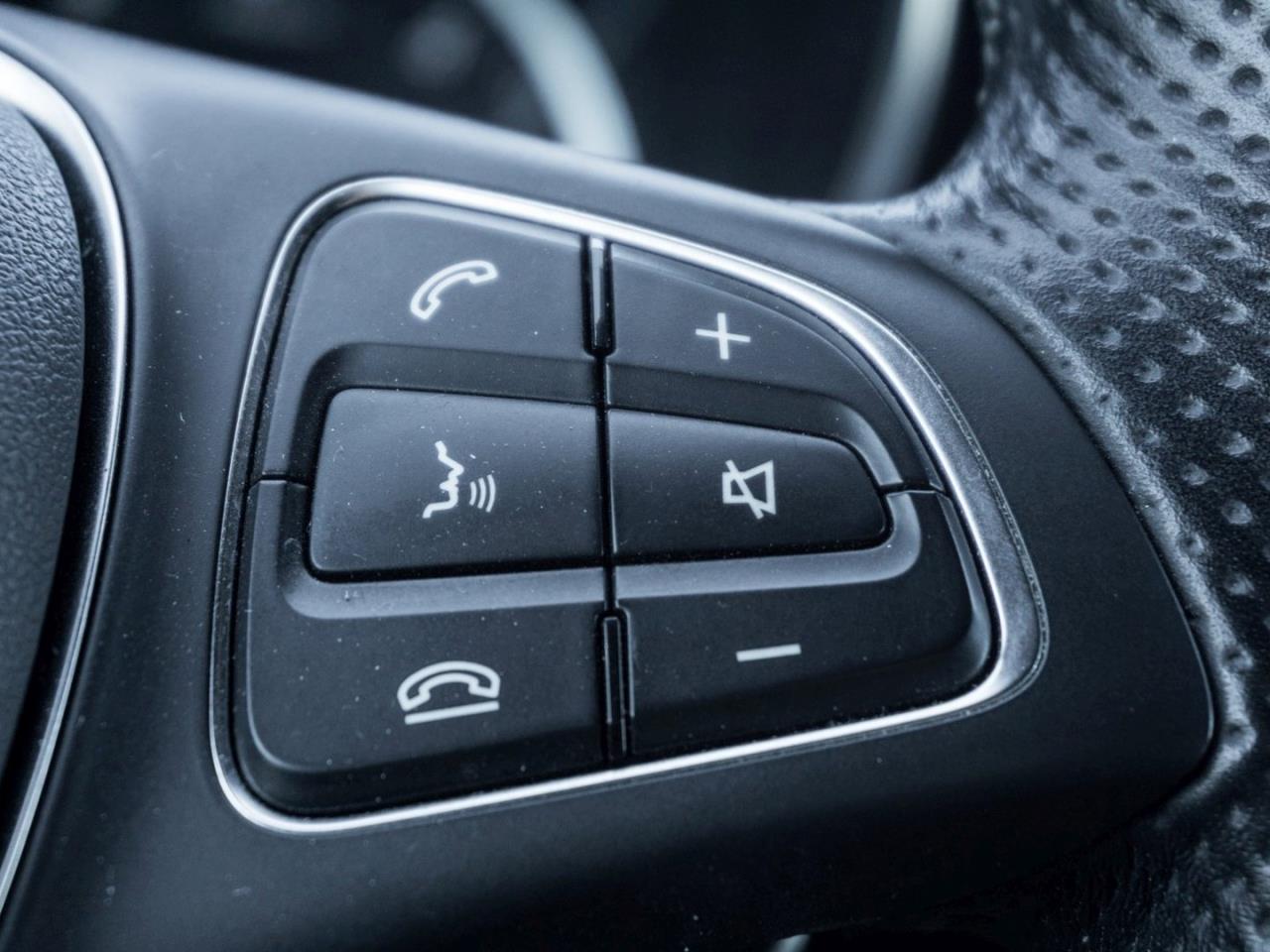 Mercedes-Benz V 250 d Avantgarde Edition Lang  AMG Standheizung