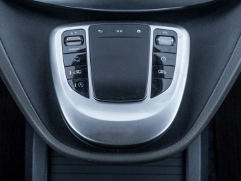 Mercedes-Benz V 250 d Avantgarde Edition Lang  AMG Standheizung