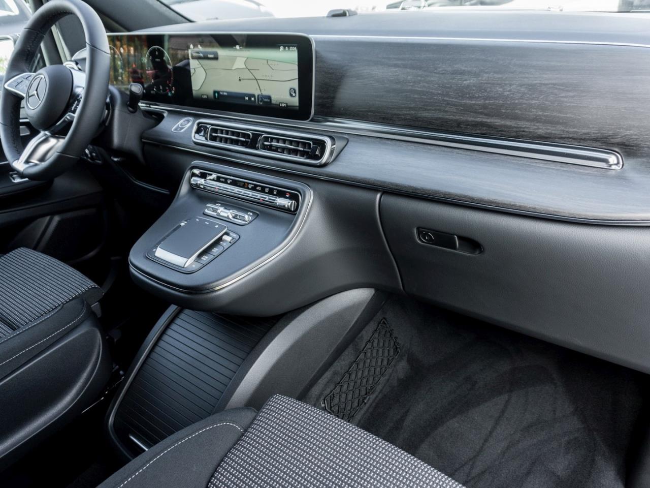 Mercedes-Benz V 250 d Style lang AMG Night Distronic 360° AHK