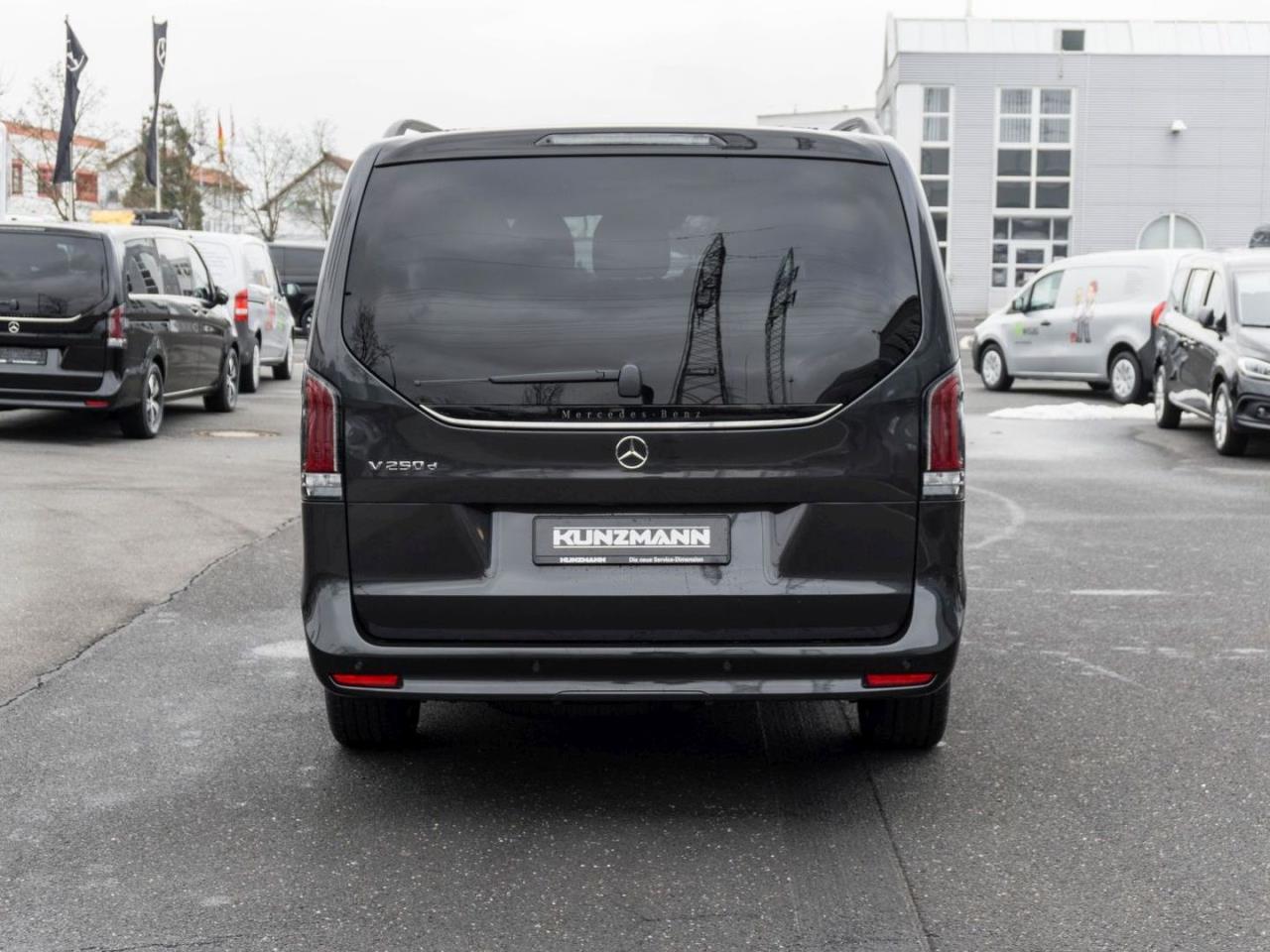 Mercedes-Benz V 250 d STYLE Lang 360° Distronic Totwinkel AHK