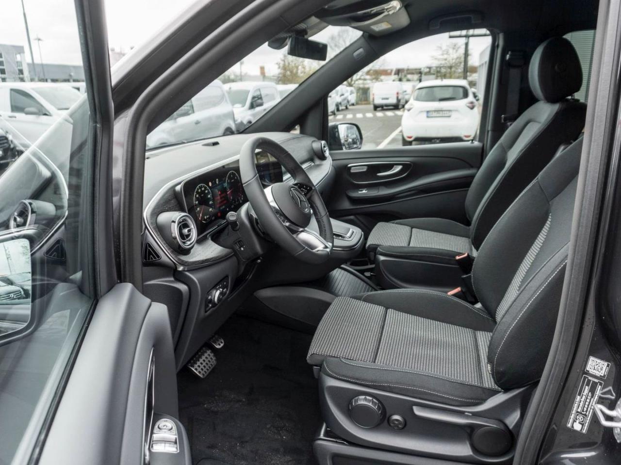 Mercedes-Benz V 250 d STYLE Lang 360° Distronic Totwinkel AHK