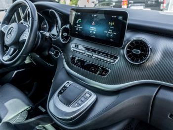 Mercedes-Benz V 300 d 4M Avantgarde Edition Lang Night Panorama