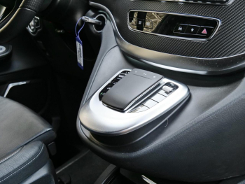 Mercedes-Benz V 300 d 4M Avantgarde Edition lang AMG Distronic