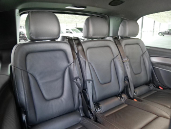 Mercedes-Benz V 300 d 4M Avantgarde Edition lang AMG Distronic