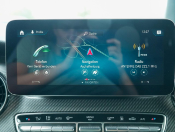 Mercedes-Benz V 300 d 4M Avantgarde Edition lang AMG AHK 360?