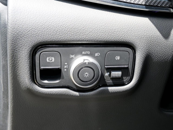 Mercedes-Benz V 300 d 4M AVANTGARDE Lang AMG Night Distronic