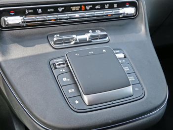 Mercedes-Benz V 300 d 4M AVANTGARDE Lang AMG Night Distronic