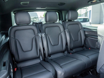 Mercedes-Benz V 300 d 4M Avantgarde lang Panorama 360° AHK