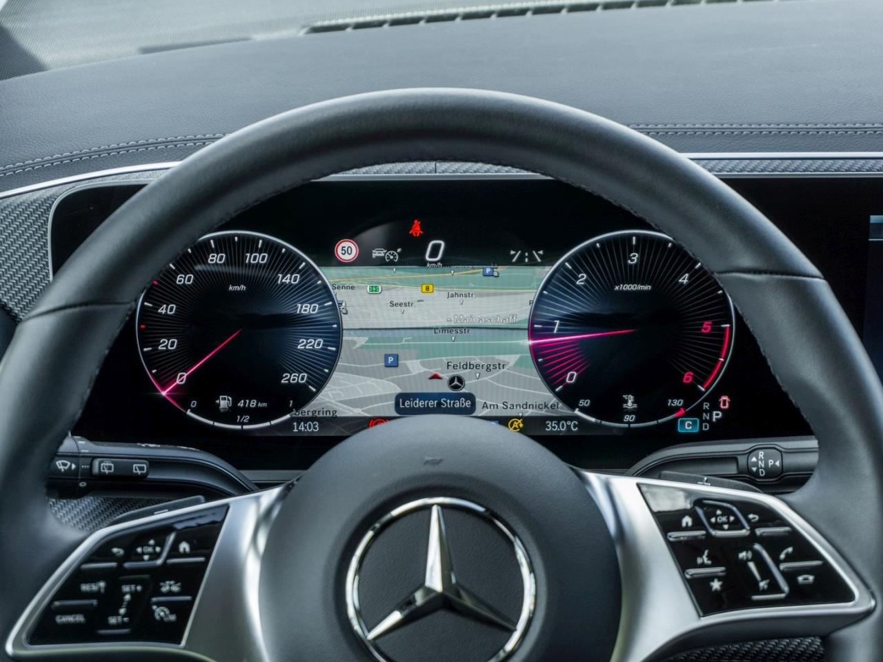 Mercedes-Benz V 300 d 4M AVANTGARDE Lang AMG Night Panorama