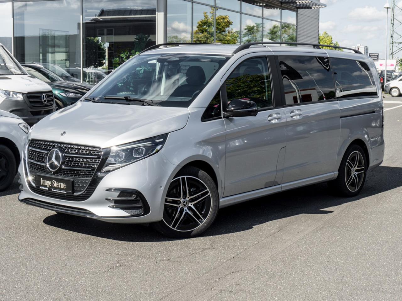 Mercedes-Benz V 300 d 4M AVANTGARDE Lang AMG Night Panorama