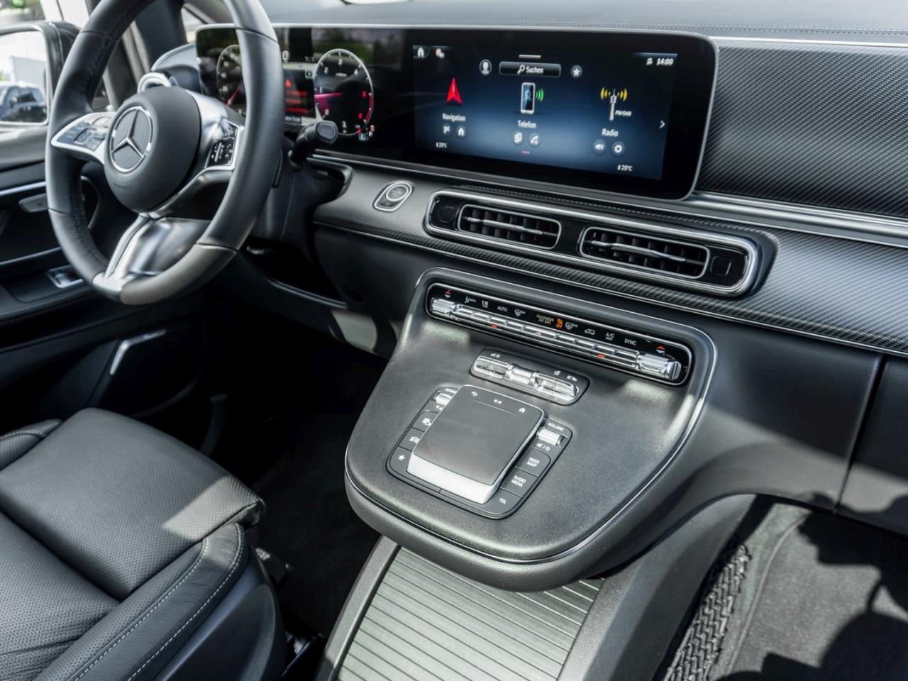 Mercedes-Benz V 300 d 4M AVANTGARDE Lang AMG Night Panorama