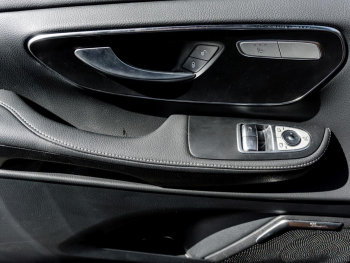 Mercedes-Benz V 300 d 4M Avantgarde lang AMG Airmatic AHK 360°