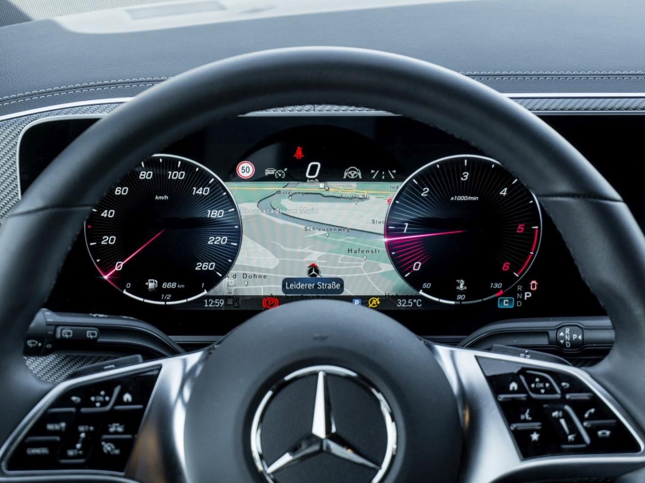 Mercedes-Benz V 300 d 4M Avantgarde lang AMG Airmatic AHK 360°