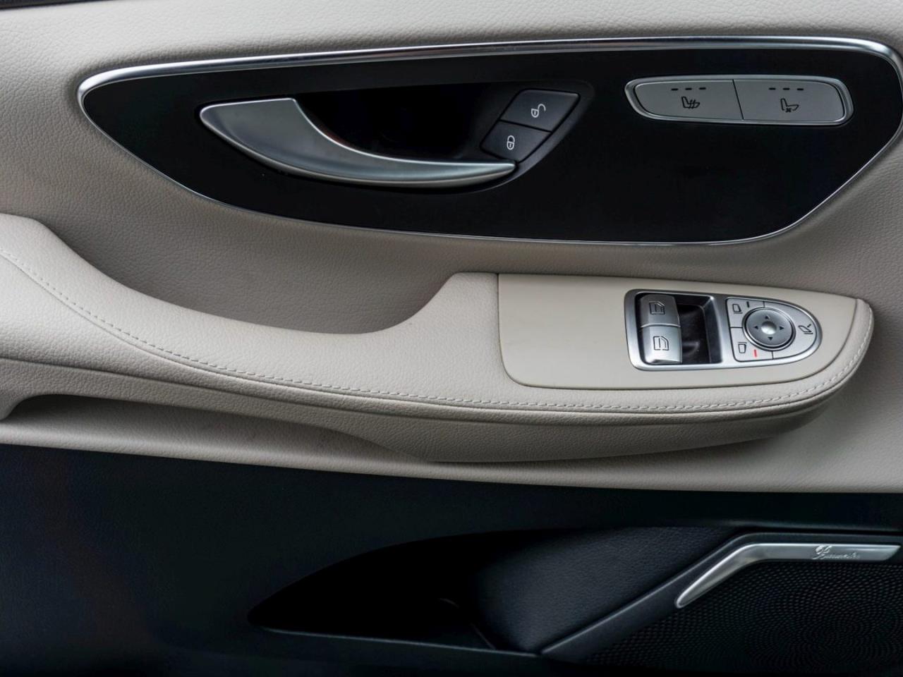 Mercedes-Benz V 300 d 4M AVANTGARDE Lang AMG Night 360° AHK