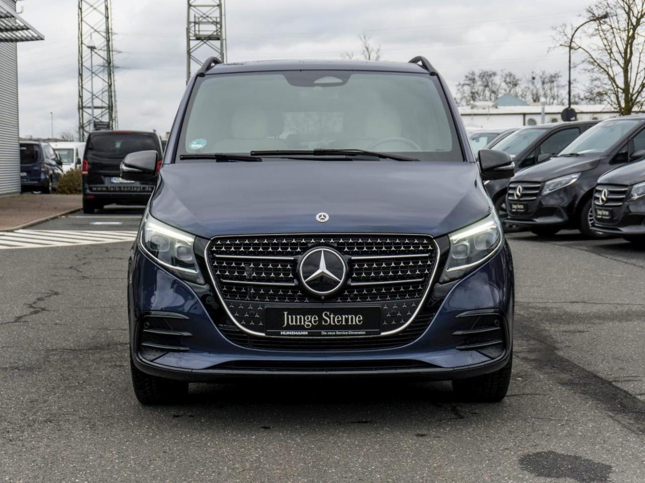 Mercedes-Benz V 300 d 4M AVANTGARDE Lang AMG Night 360° AHK