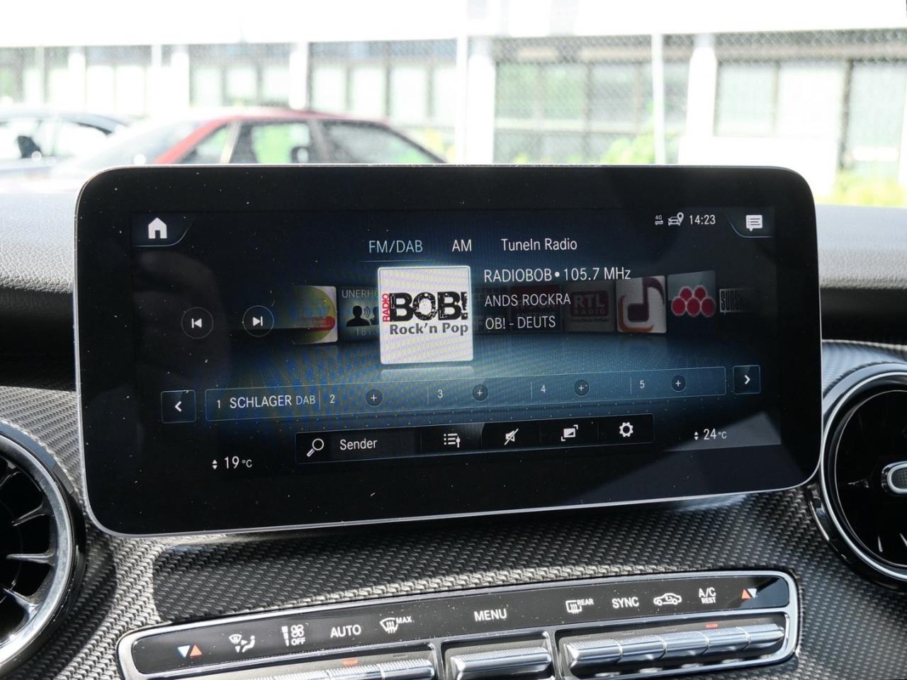 Mercedes-Benz V 300 d 4M EDITION Lang AMG Night Airmatic Navi+
