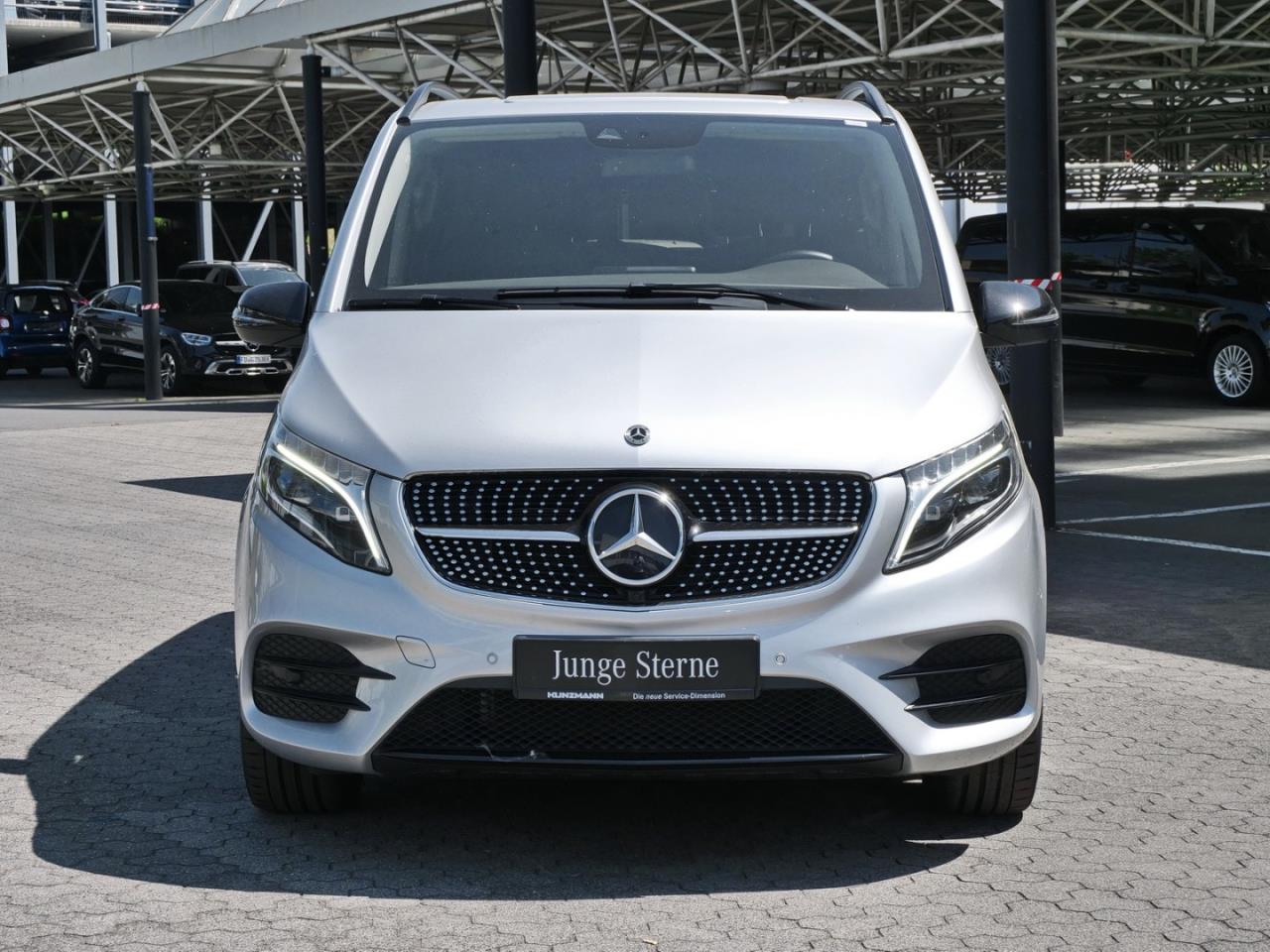 Mercedes-Benz V 300 d 4M EDITION Lang AMG Night Airmatic Navi+
