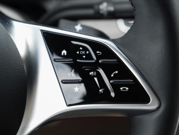 Mercedes-Benz V 300 d 4M Exclusive Extralang Airmatic AHK 360°