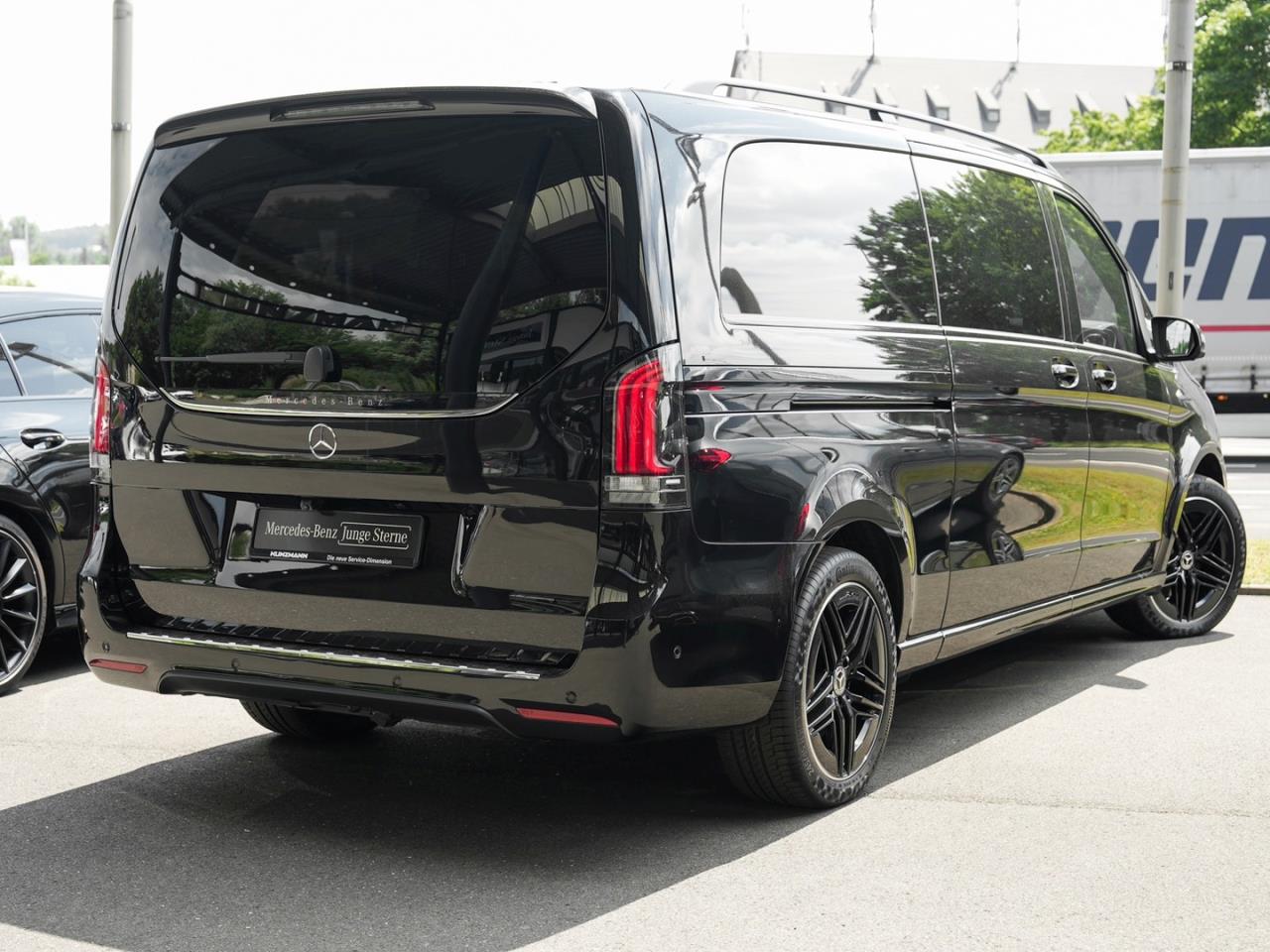 Mercedes-Benz V 300 d 4M Exclusive Extralang Airmatic AHK 360°