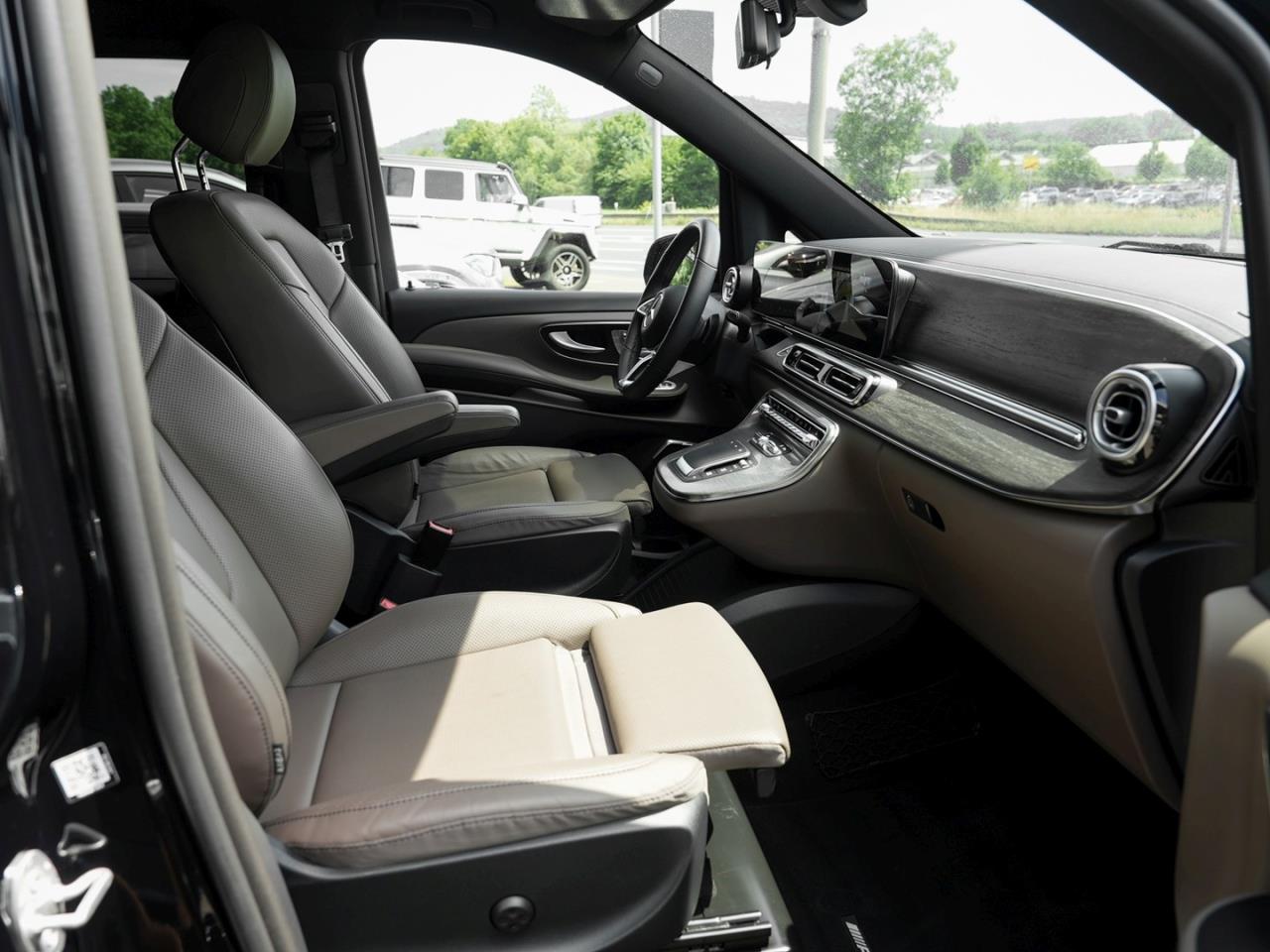 Mercedes-Benz V 300 d 4M Exclusive Extralang Airmatic AHK 360°
