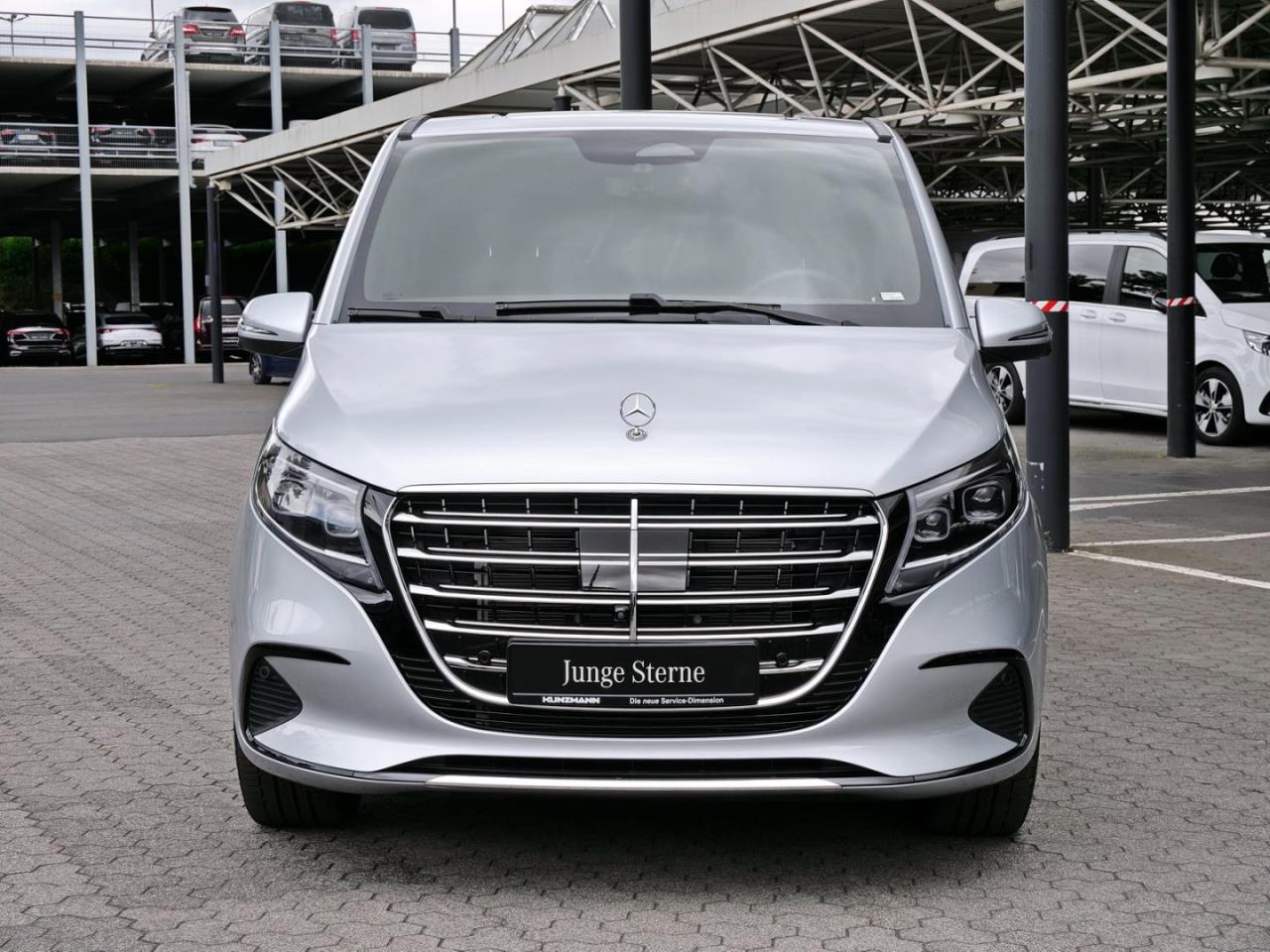Mercedes-Benz V 300 d 4M EXCLUSIVE Lang 360° AHK NP 111.661 €