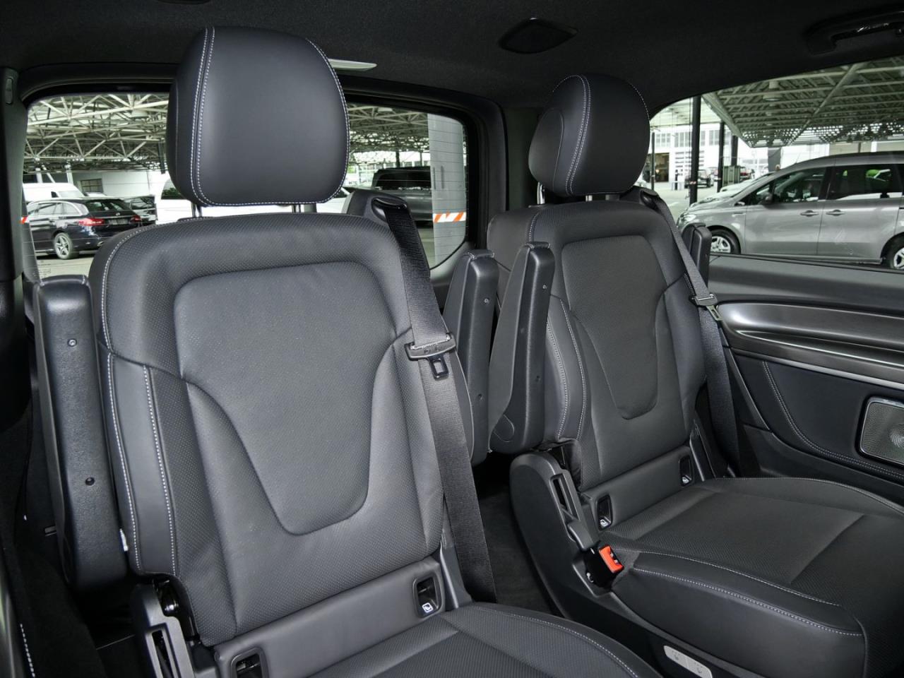Mercedes-Benz V 300 d 4M EXCLUSIVE Lang 360° AHK NP 111.661 €
