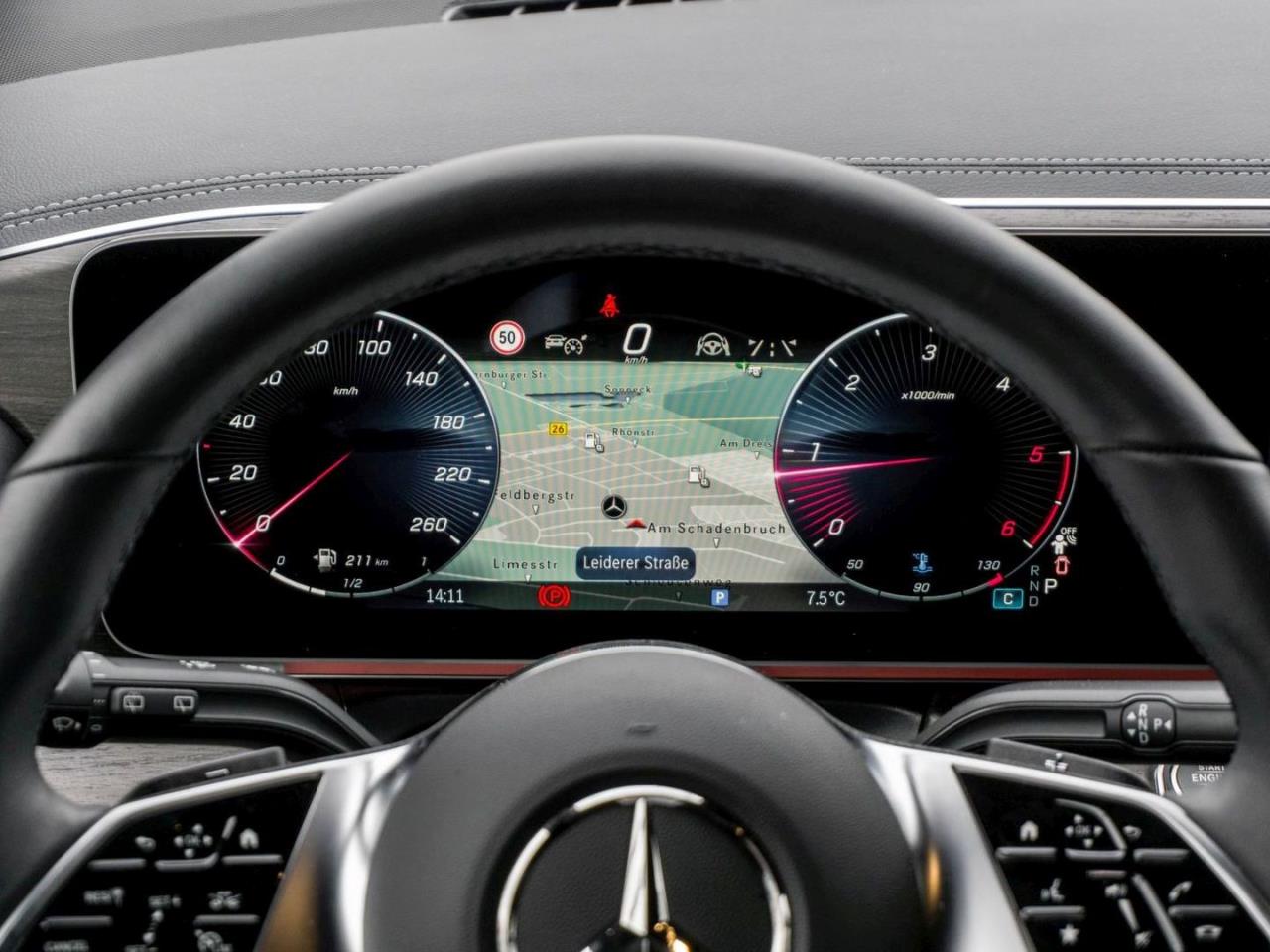 Mercedes-Benz V 300 d 4M EXCLUSIVE Lang Standhzg Distronic AHK