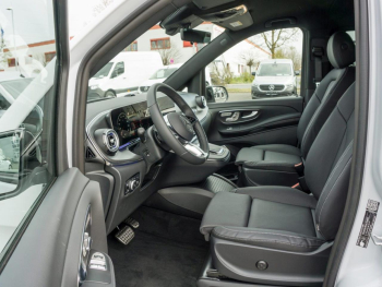 Mercedes-Benz V 300 d 4MATIC AVANTGARDE Extralang Distronic