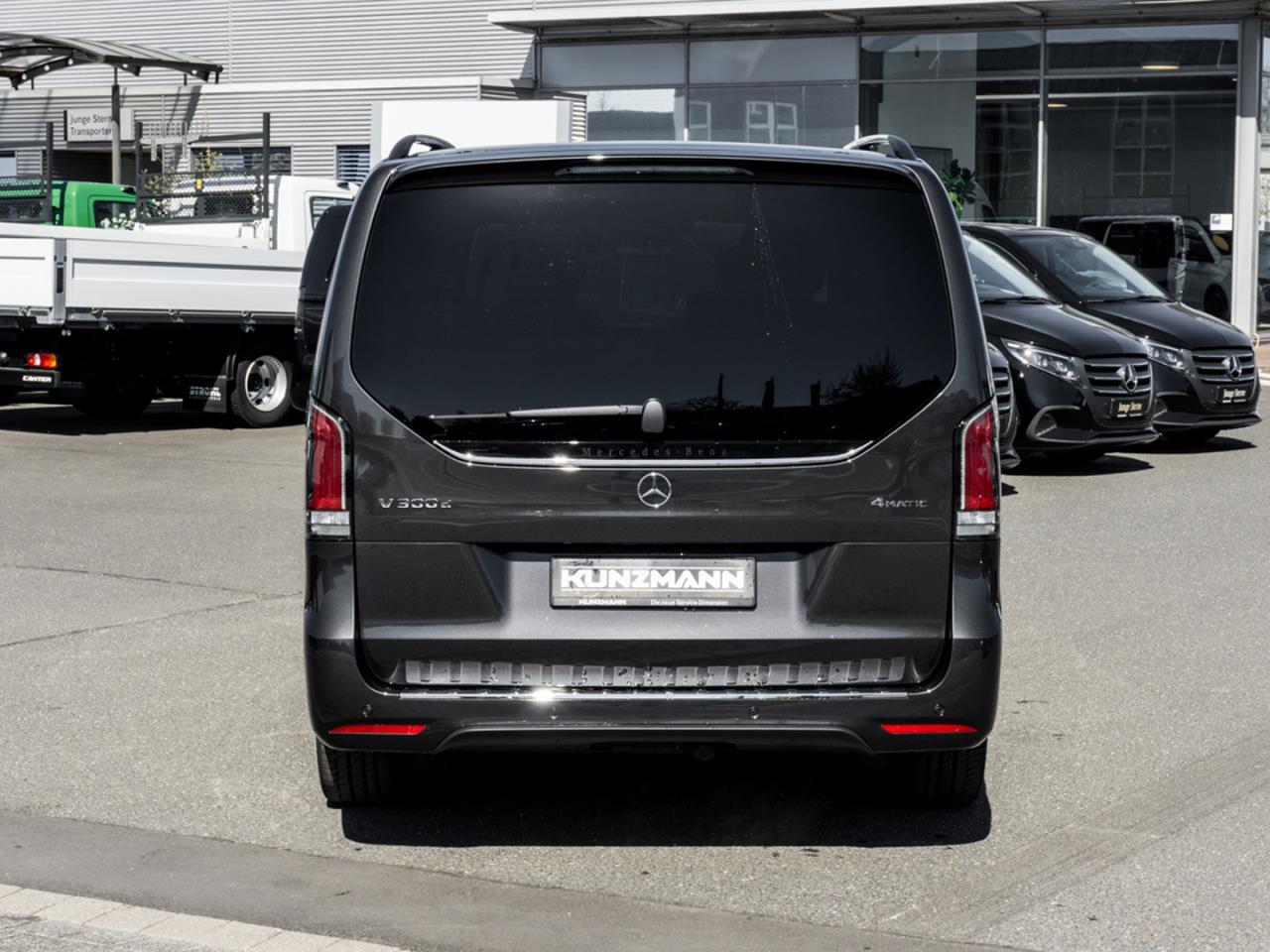 Mercedes-Benz V 300 d 4MATIC EXCLUSIVE Lang AMG Night Burmester