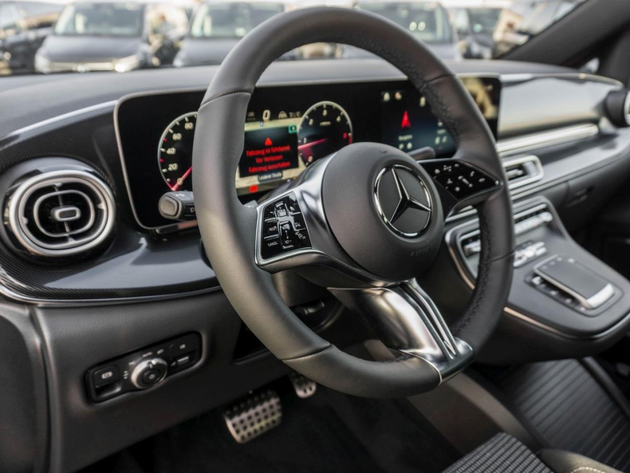 Mercedes-Benz V 300 d 4MATIC STYLE Lang Panorama Distronic AHK